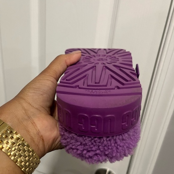 Ugg W Fluffita Slides - Picture 4 of 14